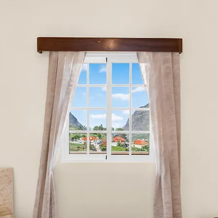 Yellow House Mountain Views & Bbq In Casa vacanze *
